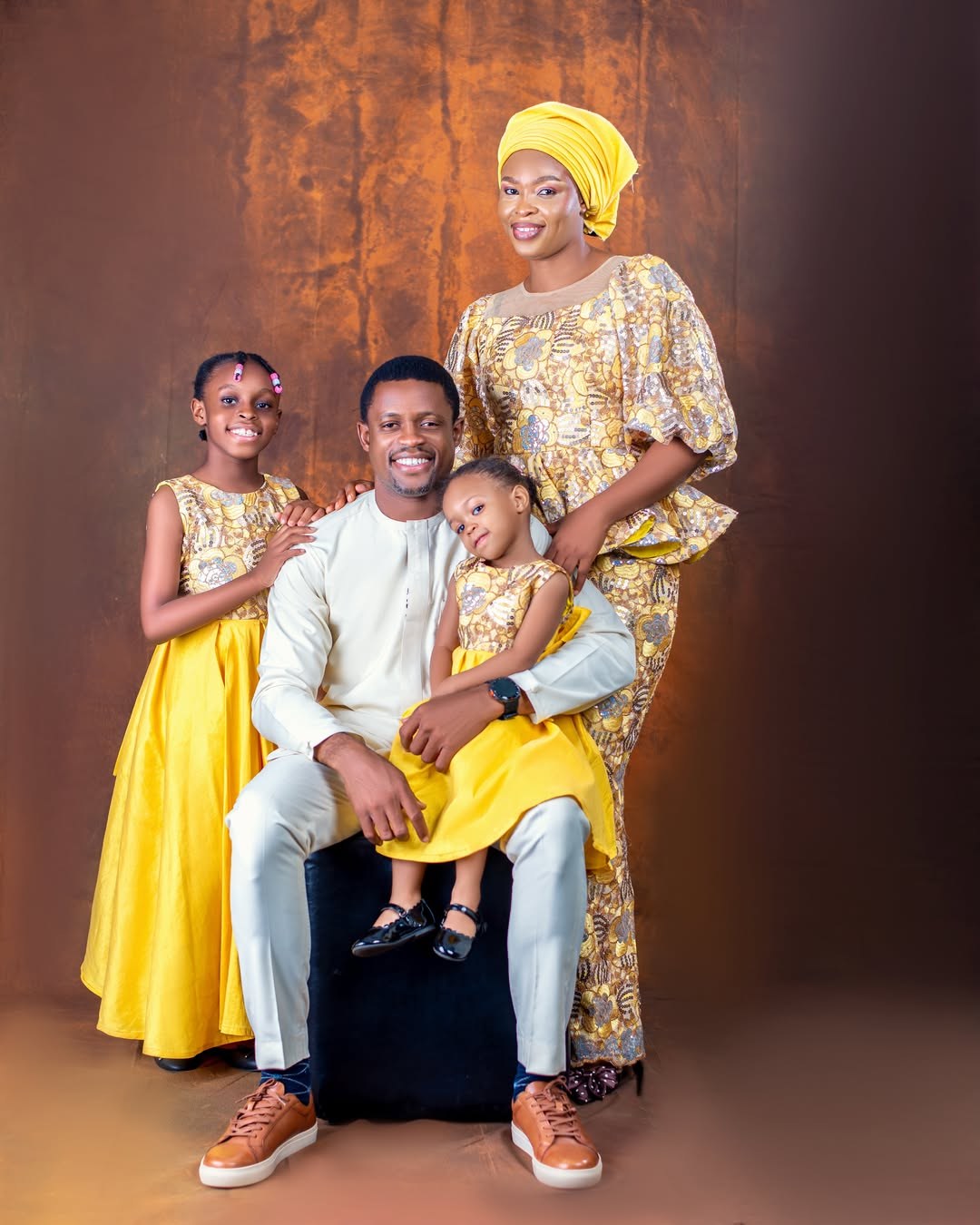 Family portrait photography at Captures Studio Surulere